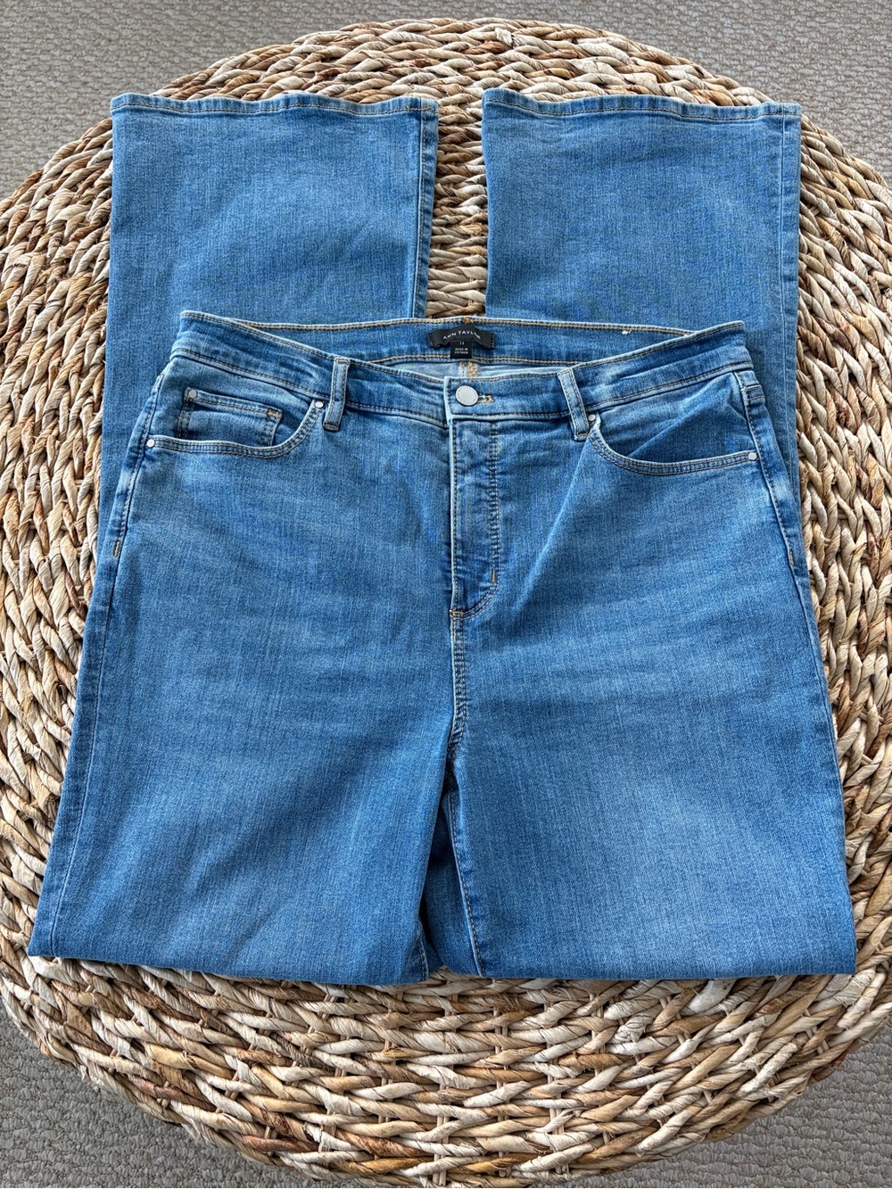Ann Taylor Mid Rise Bootcut Jean - Picture 4 of 15
